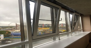 Холодное остекление балкона Белогорск цена от 8307 руб. м/п. за 50 часов