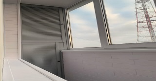 Холодное остекление балкона Белогорск цена от 8307 руб. м/п. за 50 часов